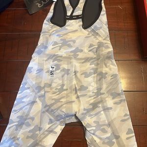 TYR Venzo tech suit